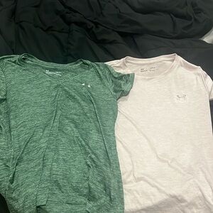 2 under armour heatgear shirts, size L